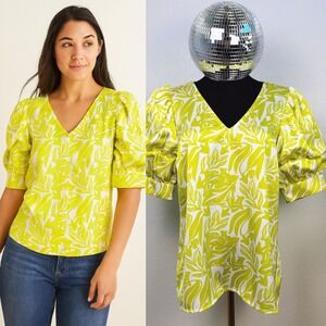 CeCe Chartreuse Leaf Print V Neck blouse, Womens Small, Puff Sleeve Top